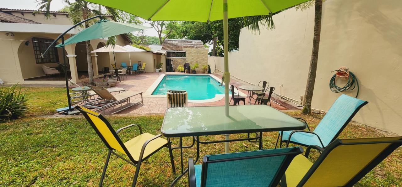 Camilas Hotel San Pedro Sula Ngoại thất bức ảnh