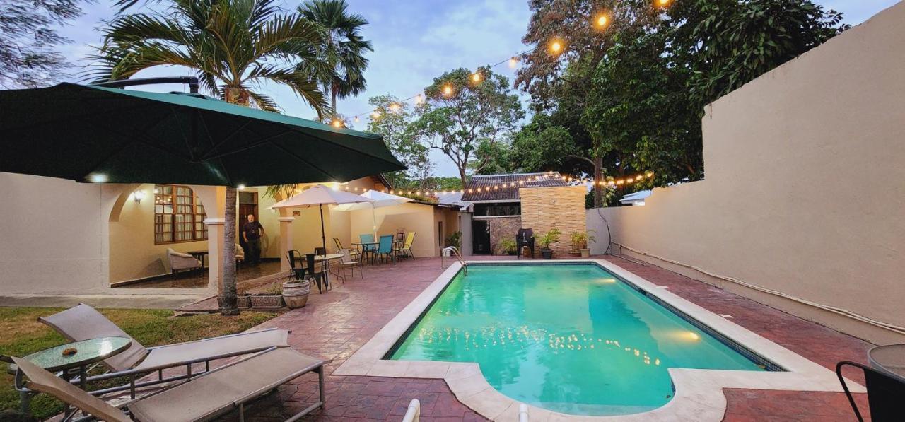 Camilas Hotel San Pedro Sula Ngoại thất bức ảnh